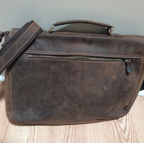 Kattee Messenger Bag - Picture 2 of 7